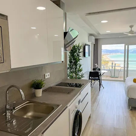 Spectacular Sea Views Apartament Torremolinos